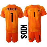 Otroški Nogometni dresi Nizozemska Remko Pasveer #1 Vratar Gostujoči SP 2022 Kratek Rokav (+ Kratke hlače)